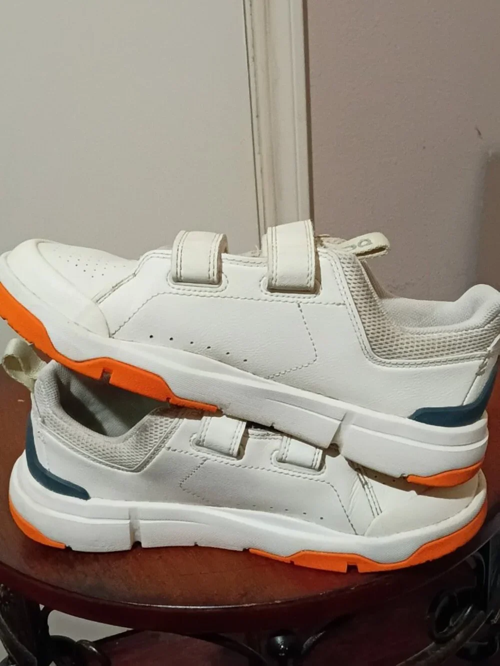 On THE ROGER Kids Ivory Orange Shoes Hook and Loop Kids Size K3
